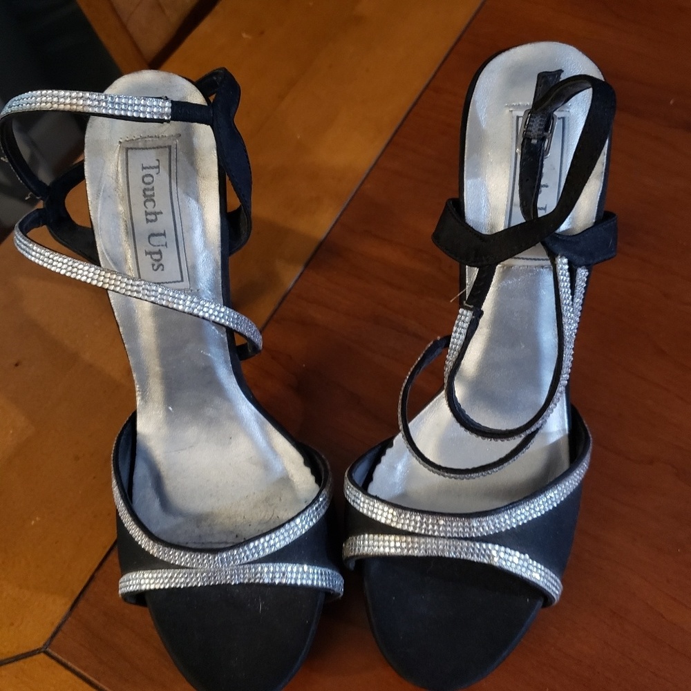 Dress shoes